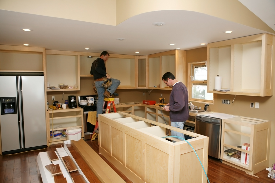 3 Types of Non-Toxic Kitchen Cabinets for Your Remodel